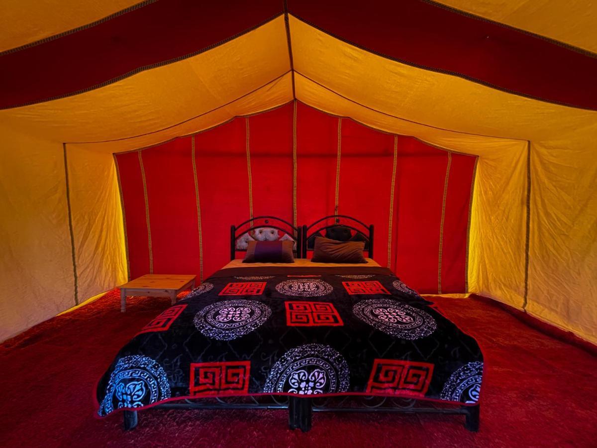 Bivouac Les Nomades & Foum Zguid To Chegaga Tours Hotel Eksteriør billede