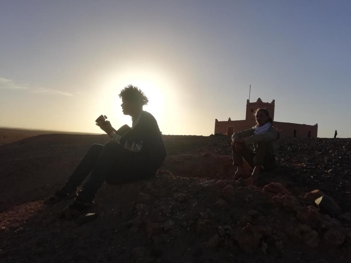Bivouac Les Nomades & Foum Zguid To Chegaga Tours Hotel Eksteriør billede